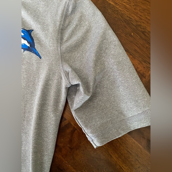 Rash guard - Boys L (12-14) - Picture 2 of 5